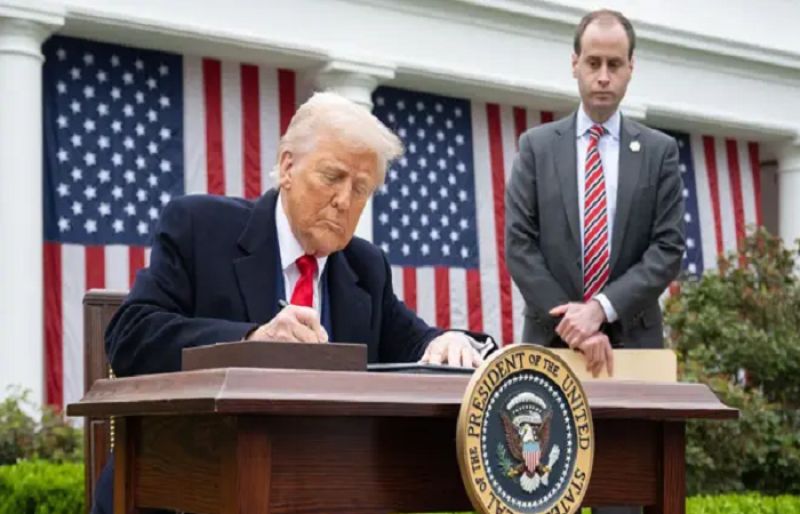 Supreme Court ruling angers Trump: Global tariffs to rise from 10% to 15%