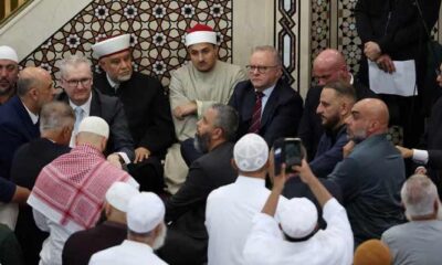 Australian mosque protesters heckle PM Albanese over Israel stance