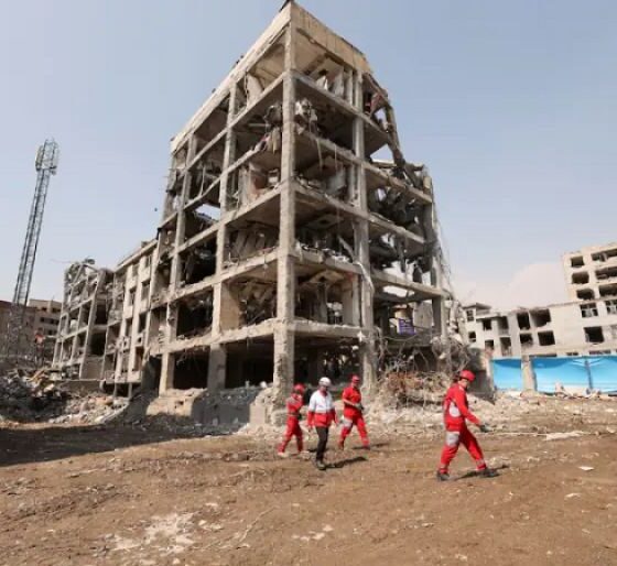 Israel launches new wave of strikes on Iran as crisis deepens