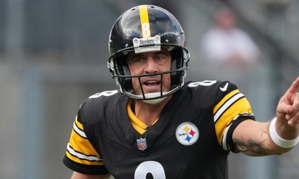 Aaron Rodgers tears into ex-girlfriends: ‘I got myself into crazy town’