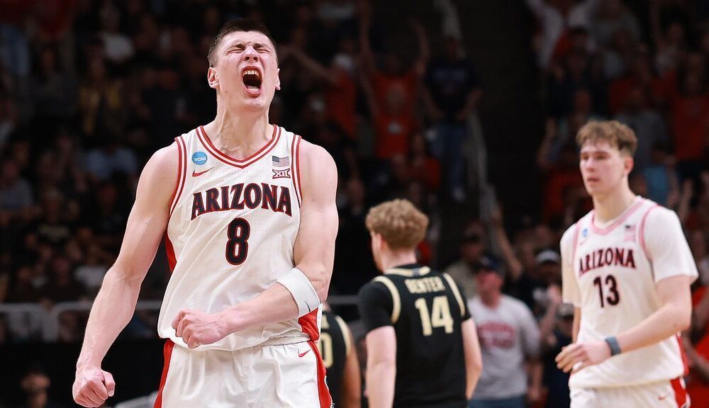 Arizona beats Purdue to make first Final Four since 2001