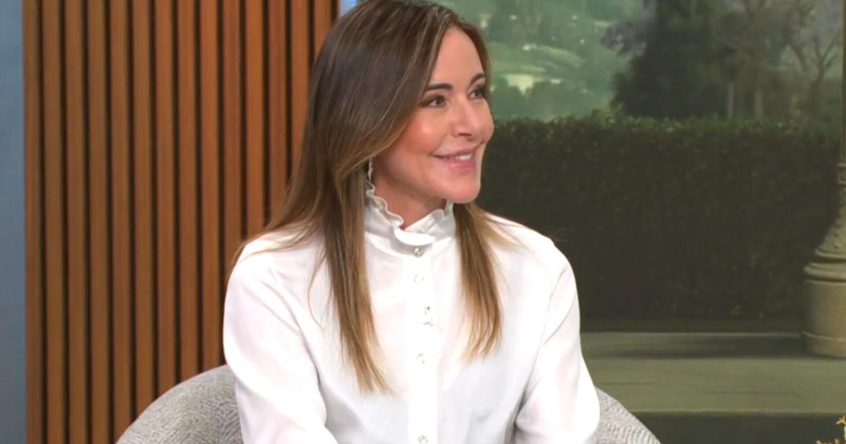 Christa Miller describes how her life experiences helped inspire "Shrinking"