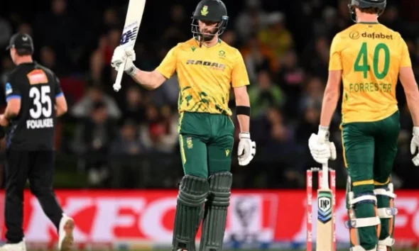 Esterhuizen leads South Africa to T20 series win over New Zealand | The Express Tribune