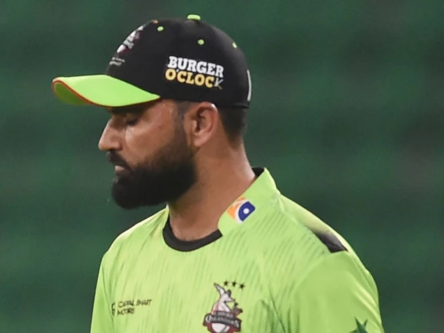 Fakhar Zaman denies ball-tampering charge in PSL match | The Express Tribune