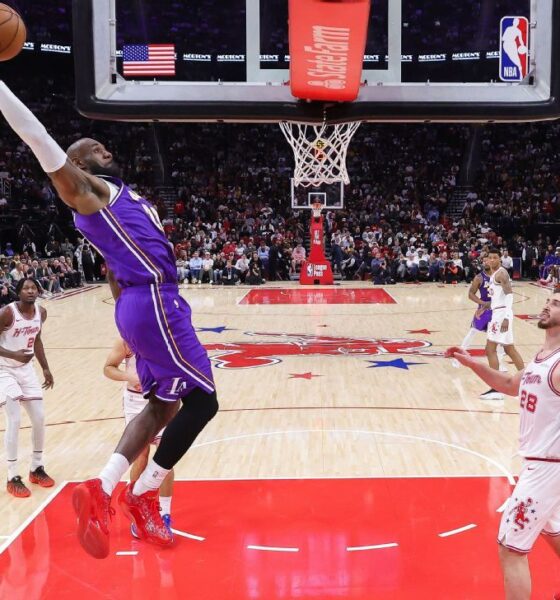 LeBron James’ 6 dunks vs. Rockets key Lakers’ 7th straight win