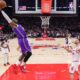 LeBron James’ 6 dunks vs. Rockets key Lakers’ 7th straight win