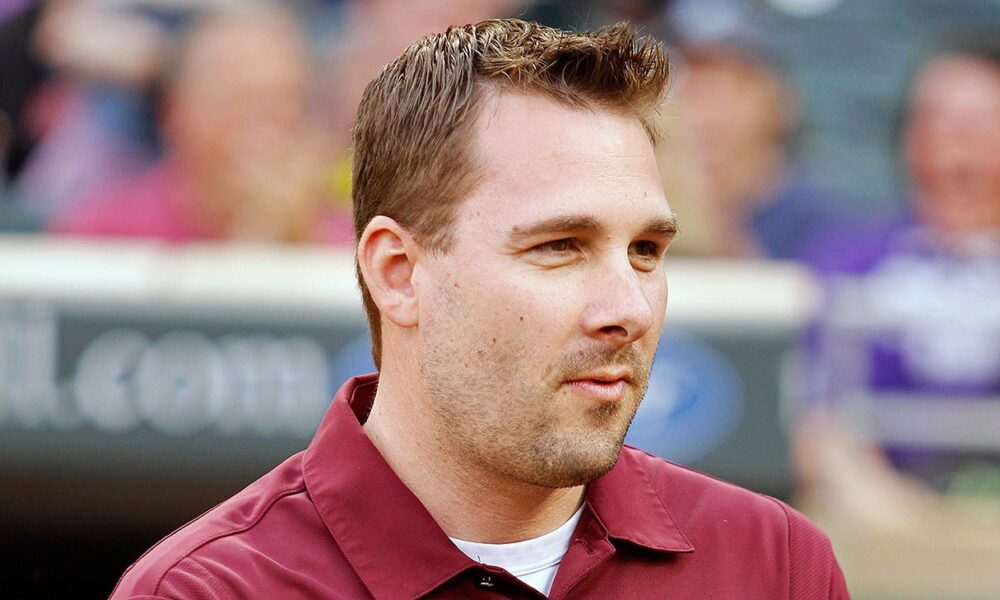 Minnesota fires women’s hockey coach Frost after 19 seasons