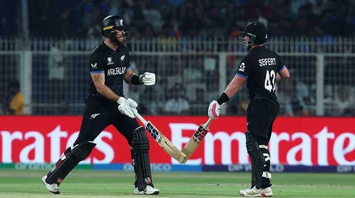 New Zealand defeat South Africa to reach T20 World Cup final