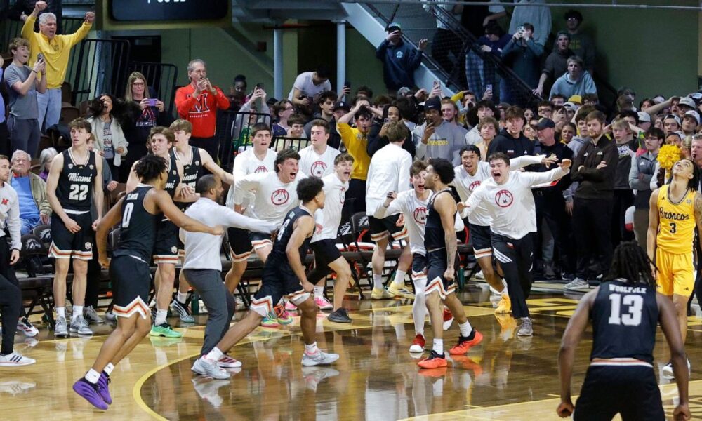 No. 21 Miami (Ohio) survives WMU with late layup, improves to 29-0