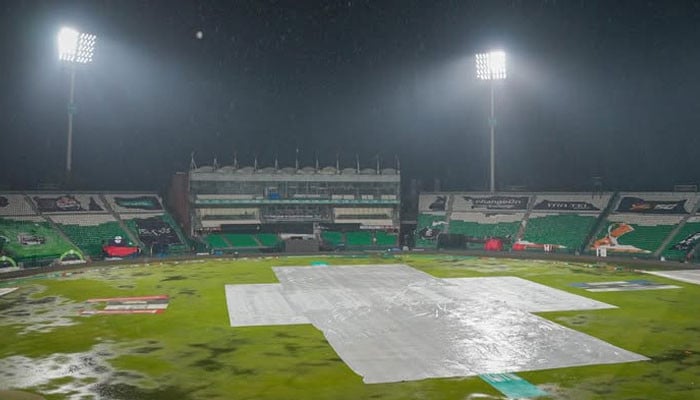 PSL 11: Rain forces washout of Islamabad United vs Peshawar Zalmi encounter