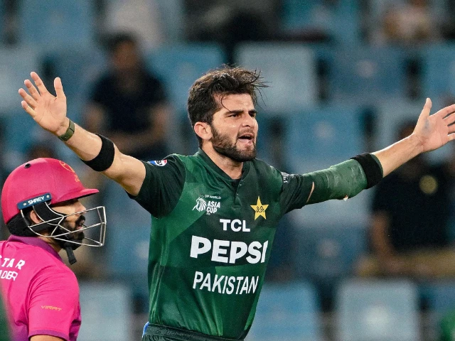 Shaheen Afridi backs govt call on PSL 11 | The Express Tribune