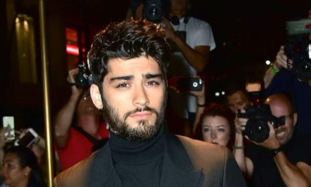 Zayn Malik sends fans into meltdown with new music video