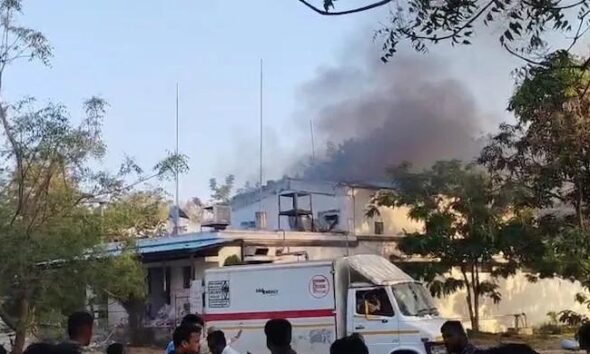 Blast at India explosives factory kills 17