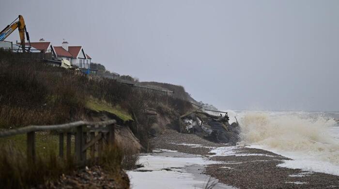 In sea-change, UK may abandon homes to coastal erosion
