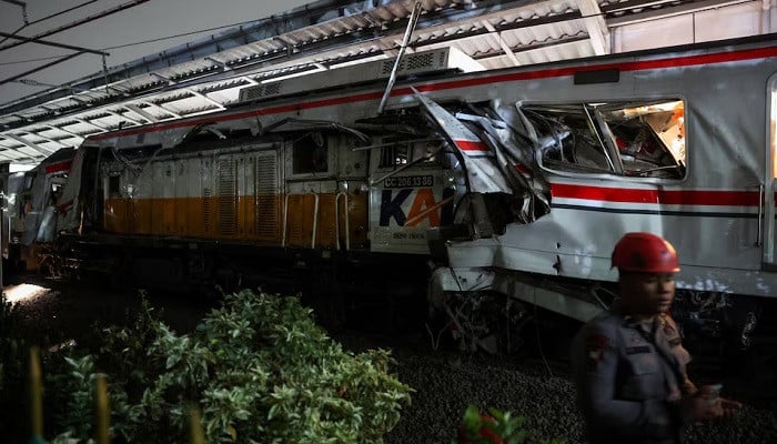 Train collision near Jakarta kills 7, dozens injured as rescuers race against time