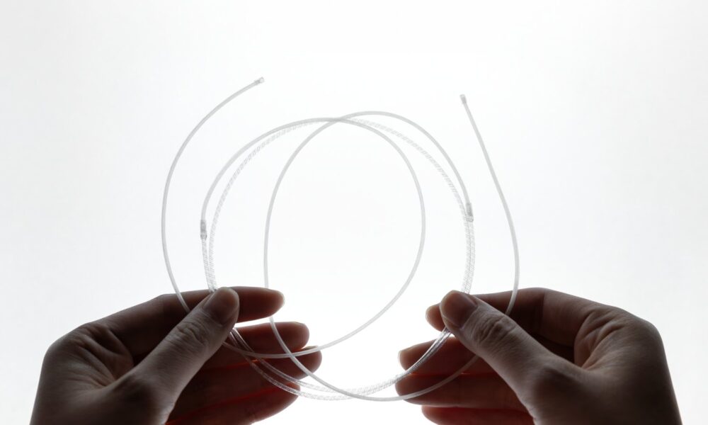 A new type of electrically driven artificial muscle fiber