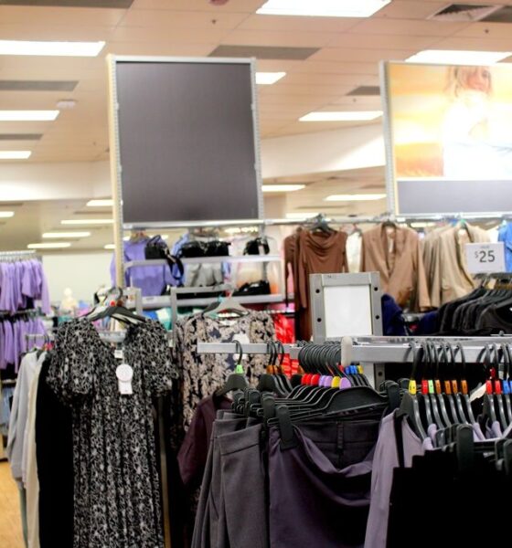 Australian business confidence plunges in March amid uncertainty: NAB