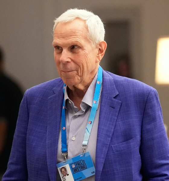 Former Giants co-owner Steve Tisch seen in team’s draft room