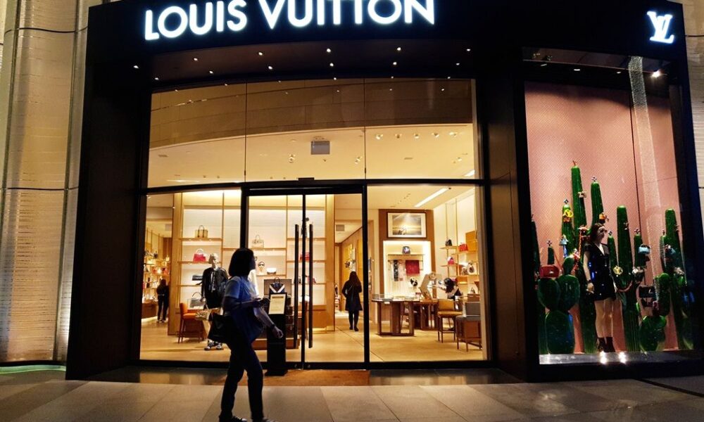 France’s LVMH Q1 revenue falls 6%, shows resilience amid Iran war