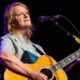 Indigo Girls’ Emily Saliers reveals incurable medical disorder: “My voice will not be what it was”