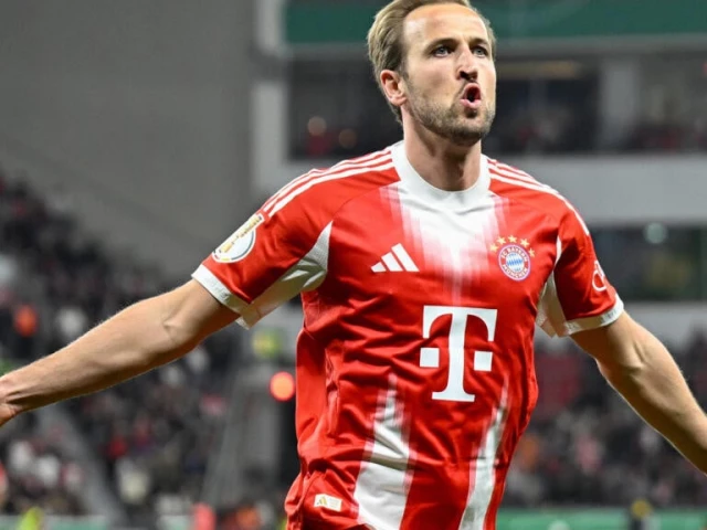 Kane, Diaz send Bayern past Leverkusen into German Cup final | The Express Tribune