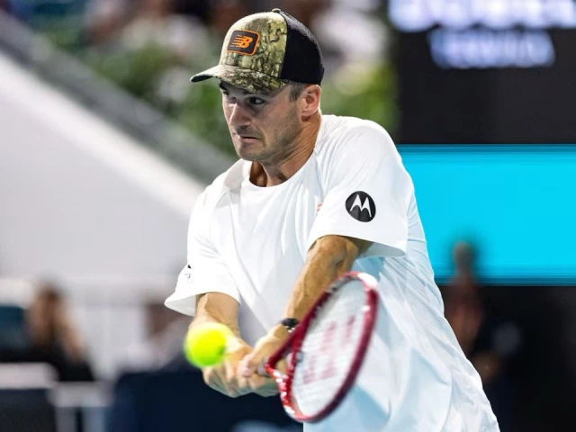 Paul wins all-American semi | The Express Tribune