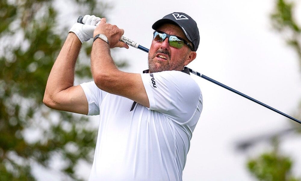 Phil Mickelson withdraws from the Masters, joins Tiger Woods in sitting out signature major