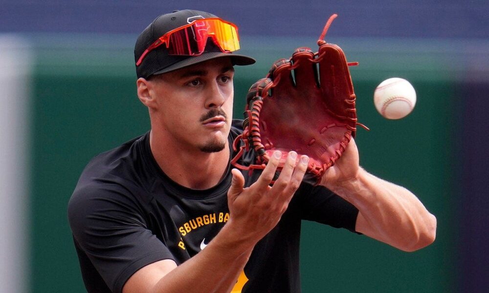 Pirates agree to massive contract extension with 19-year-old phenom