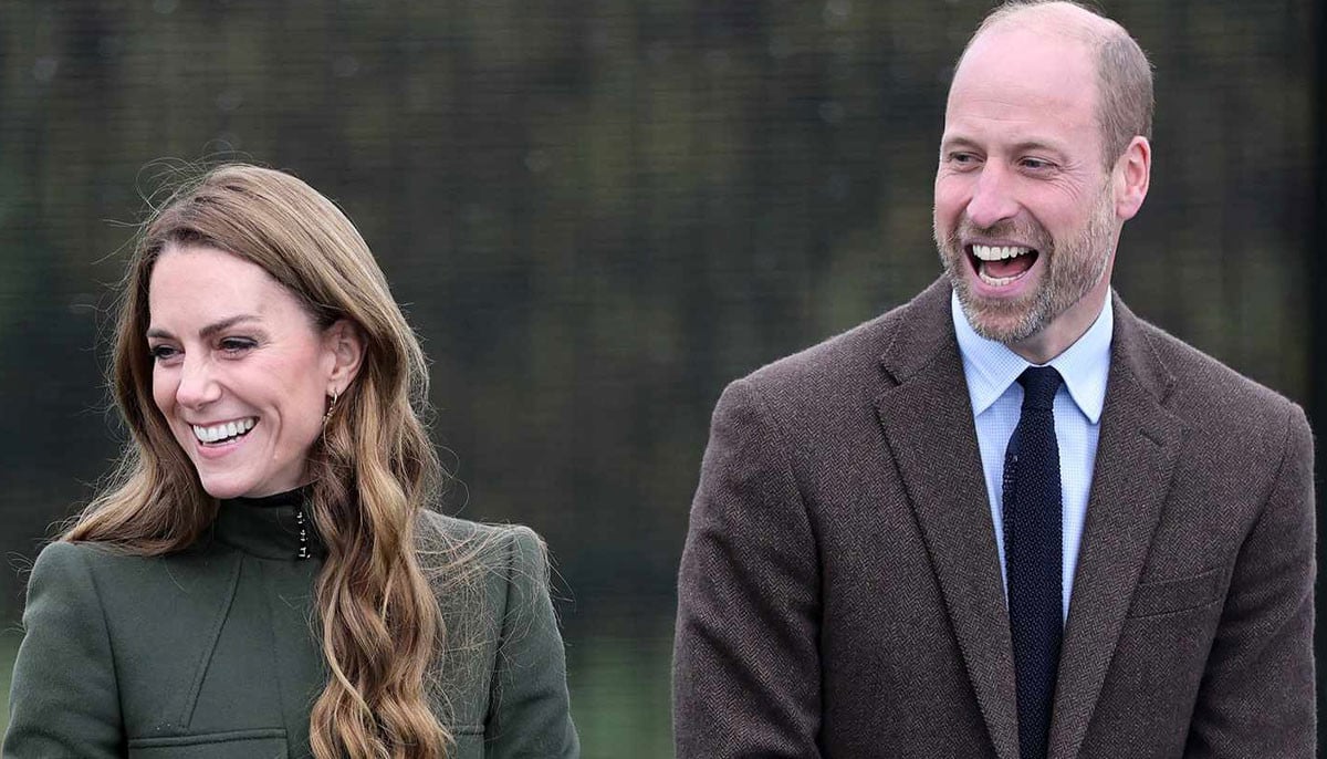 Prince William, Kate Middleton anniversary picture includes surprise guests