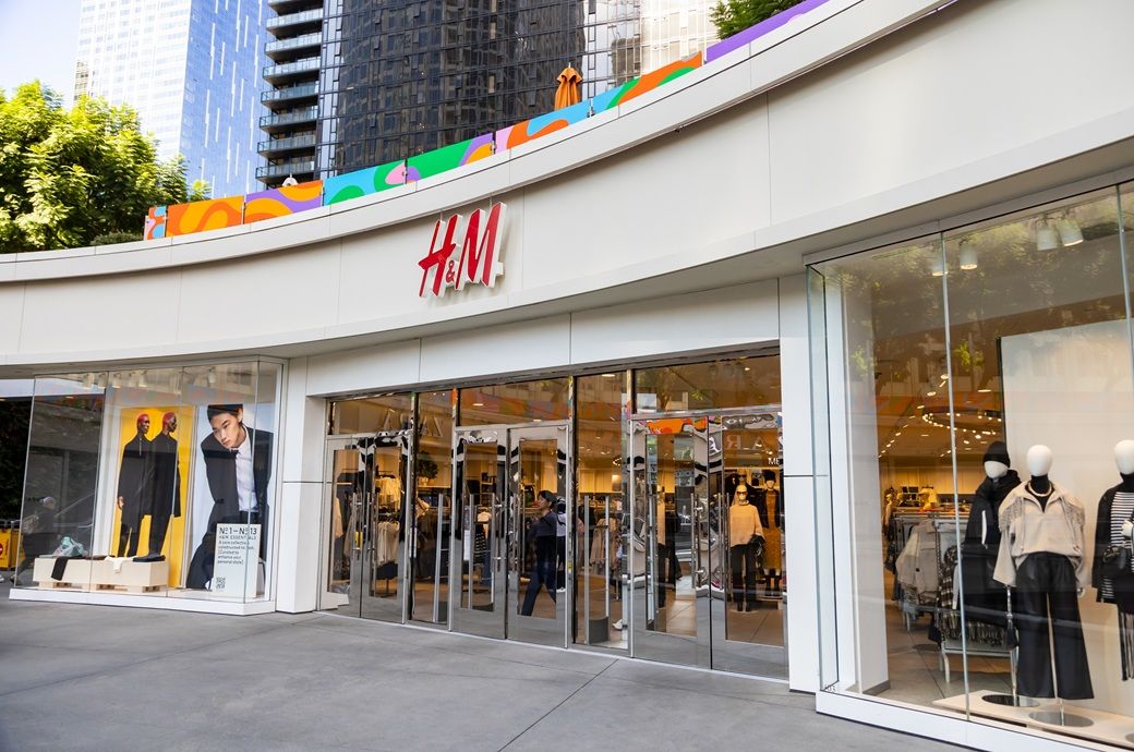 Sweden’s H&M’s Q1 FY26 sales dip but margins improve on cost control