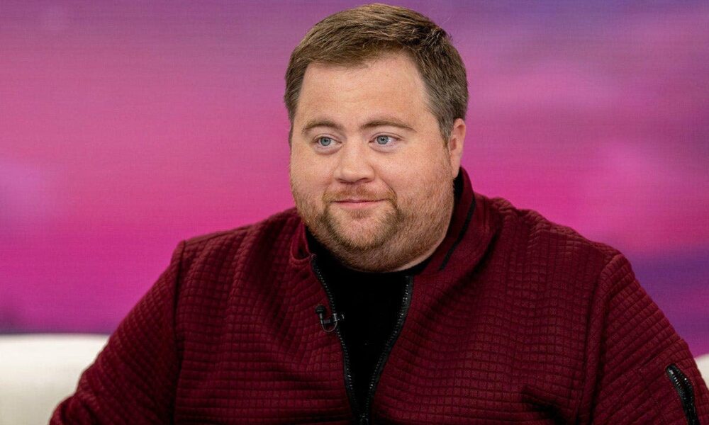 ‘The Naked Gun’ actor Paul Walter Hauser bloodies opponent at Maple Leaf Pro’s first US show