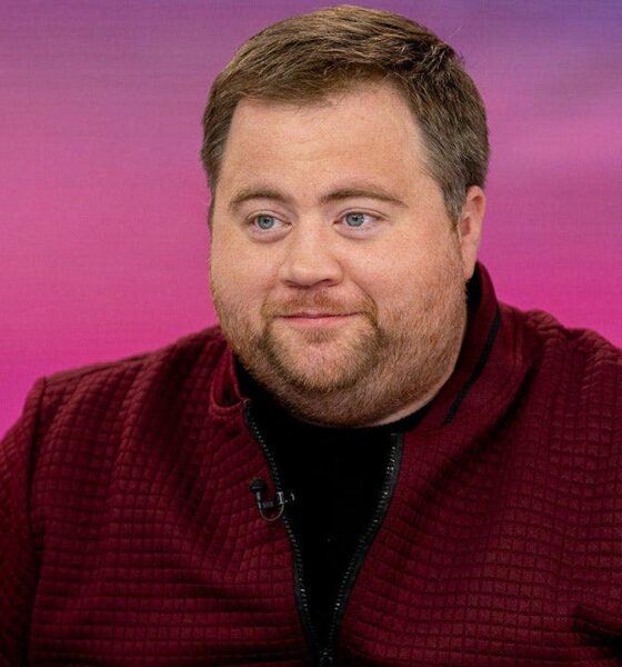 ‘The Naked Gun’ actor Paul Walter Hauser bloodies opponent at Maple Leaf Pro’s first US show