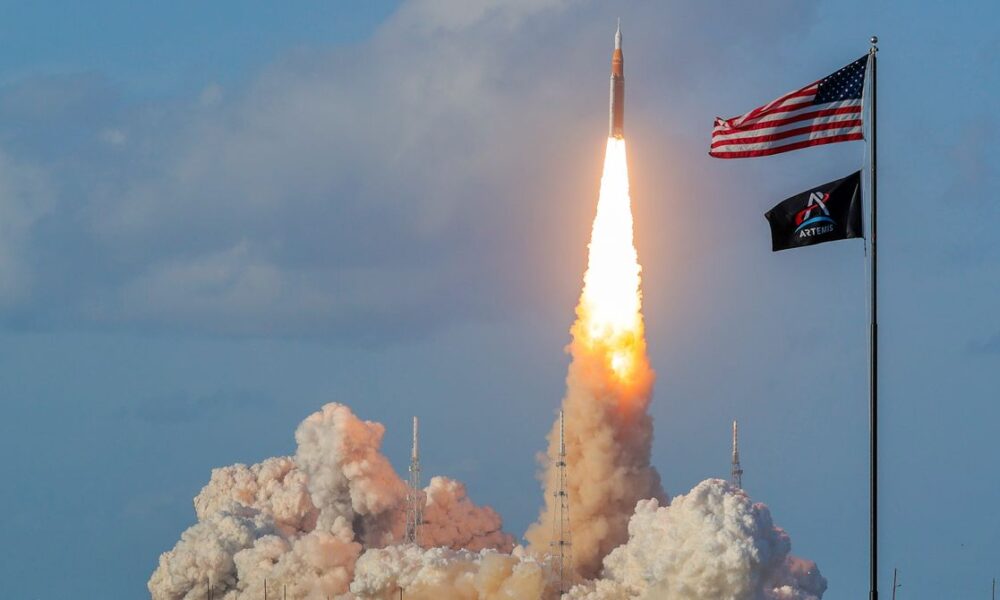 The Trajectory of the Artemis II Moon Mission Is a Feat of Engineering