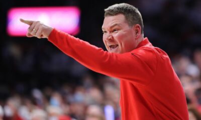 Tommy Lloyd agrees to new 5-year deal with Arizona