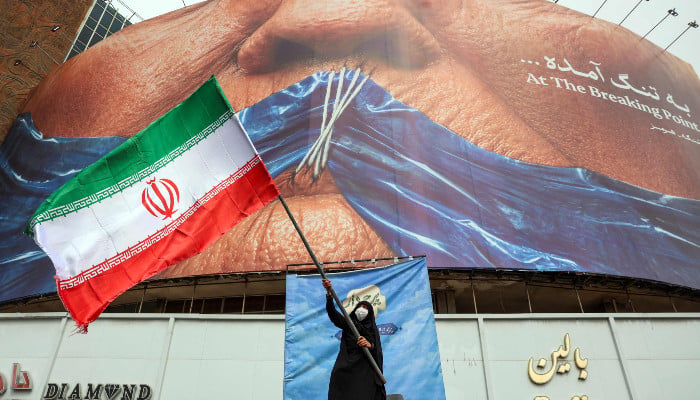 Iran could withstand blockade for four months, claims CIA report, as tensions flare