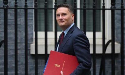UK former minister confirms he will bid to replace PM Starmer