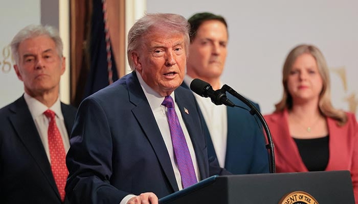 Trump says held off on new Iran attack, upbeat for agreement