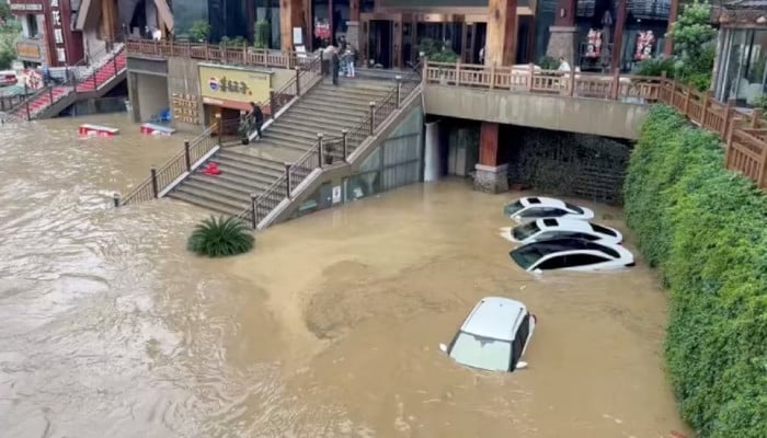 Death toll reaches 22 in China rains, 20 more missing