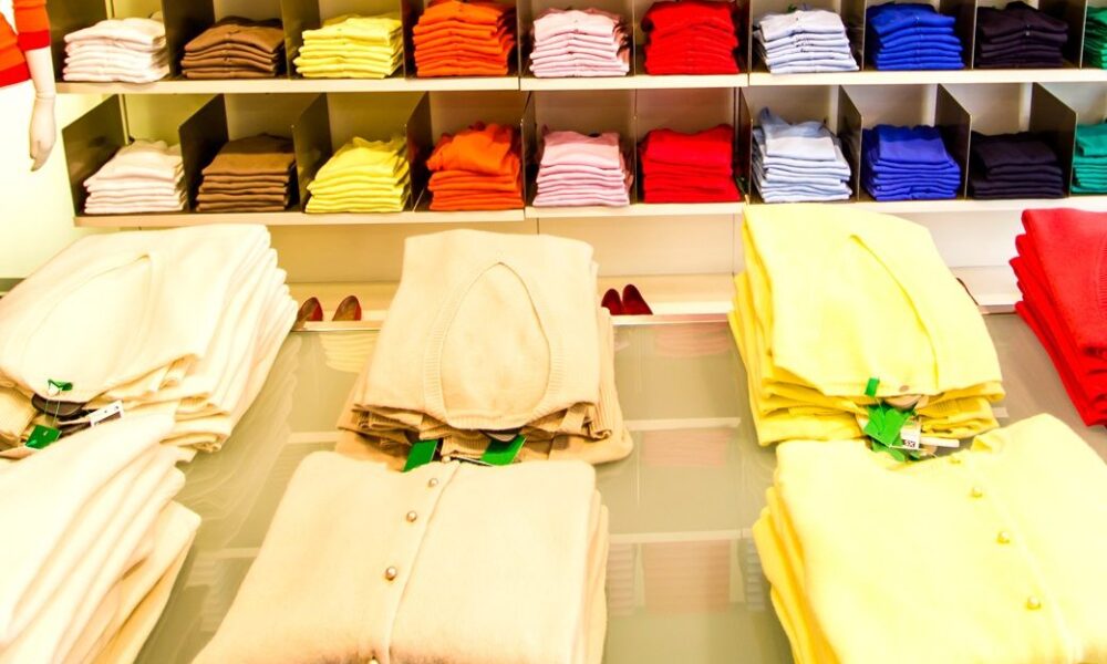 Cambodia’s apparel exports rise 9.6% in January-April 2026