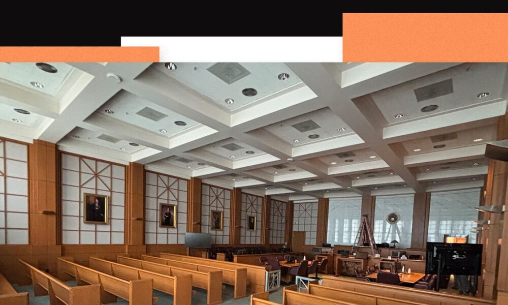 Everyone at the Musk v. Altman Trial Is Using Fancy Butt Cushions