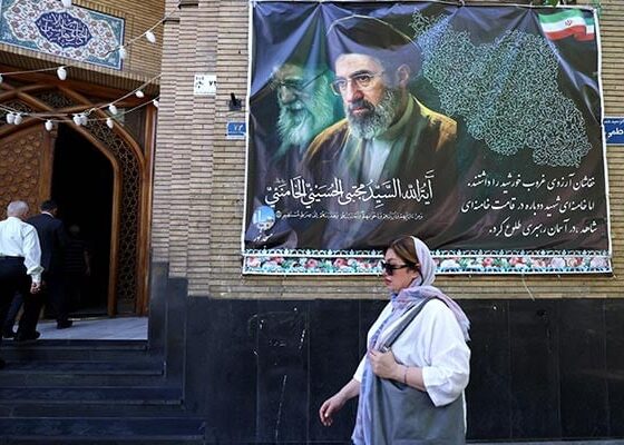 Iran’s Guards threaten US Mideast sites as Trump awaits Tehran response