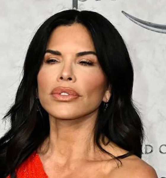 Lauren Sánchez Bezos trains with NYC firefighters ahead of Met Gala 2026