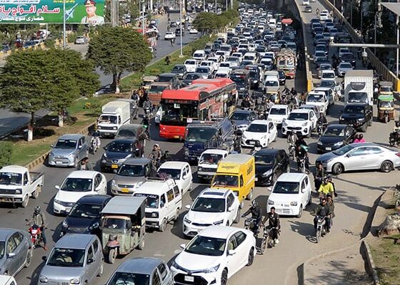 Motorbikes, buses, rickshaws to use designated lanes on Karachi’s Sharea Faisal or face fines