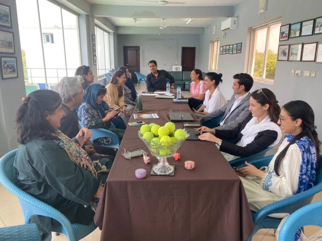 WTAP, PTF discuss measures to promote women’s tennis in Pakistan | The Express Tribune