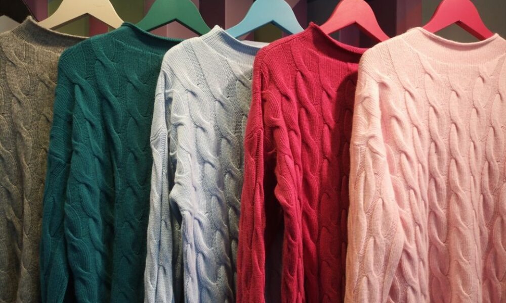 Bangladesh garment exports slip to .3 bn in July-May