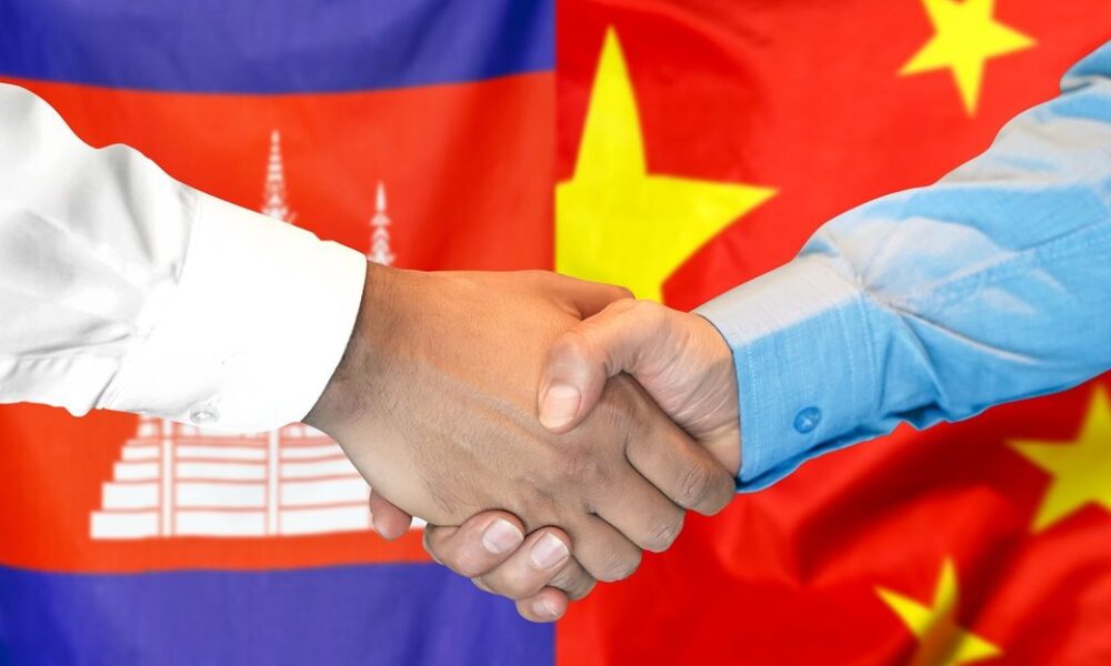 Chinese, Cambodian customs ink AEO pact to streamline trade procedures